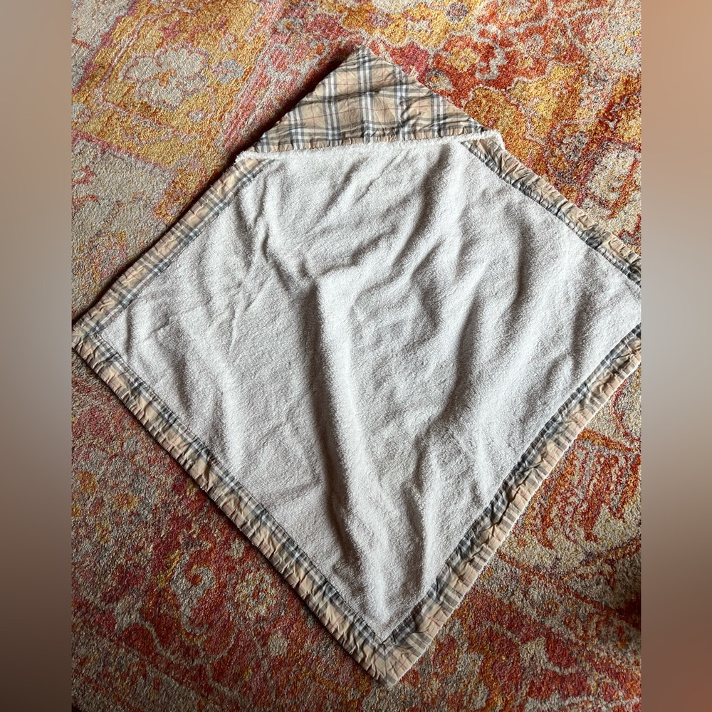 Burberry Plaid Hooded Baby Towel - Cream and Tan